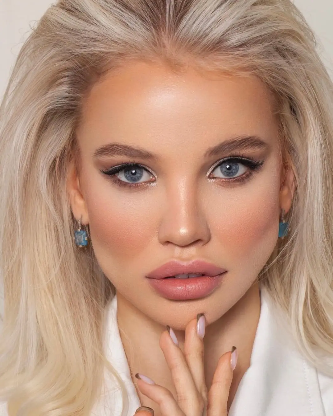 Visit Lady's Profile