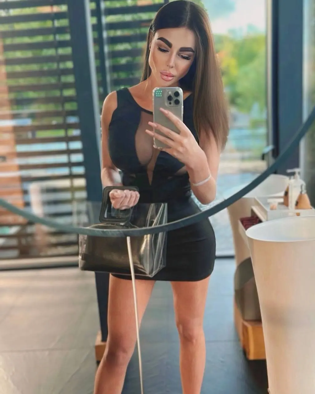 Visit Lady's Profile