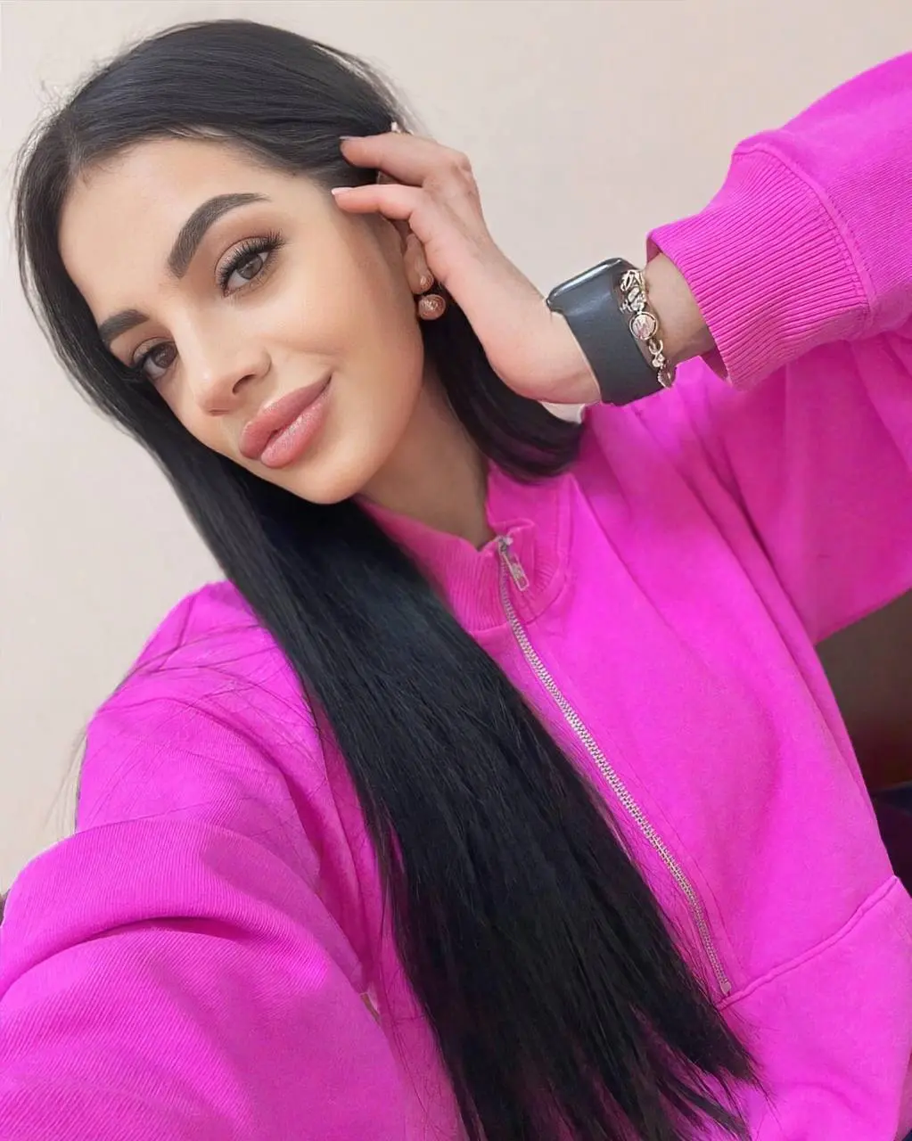 Visit Lady's Profile