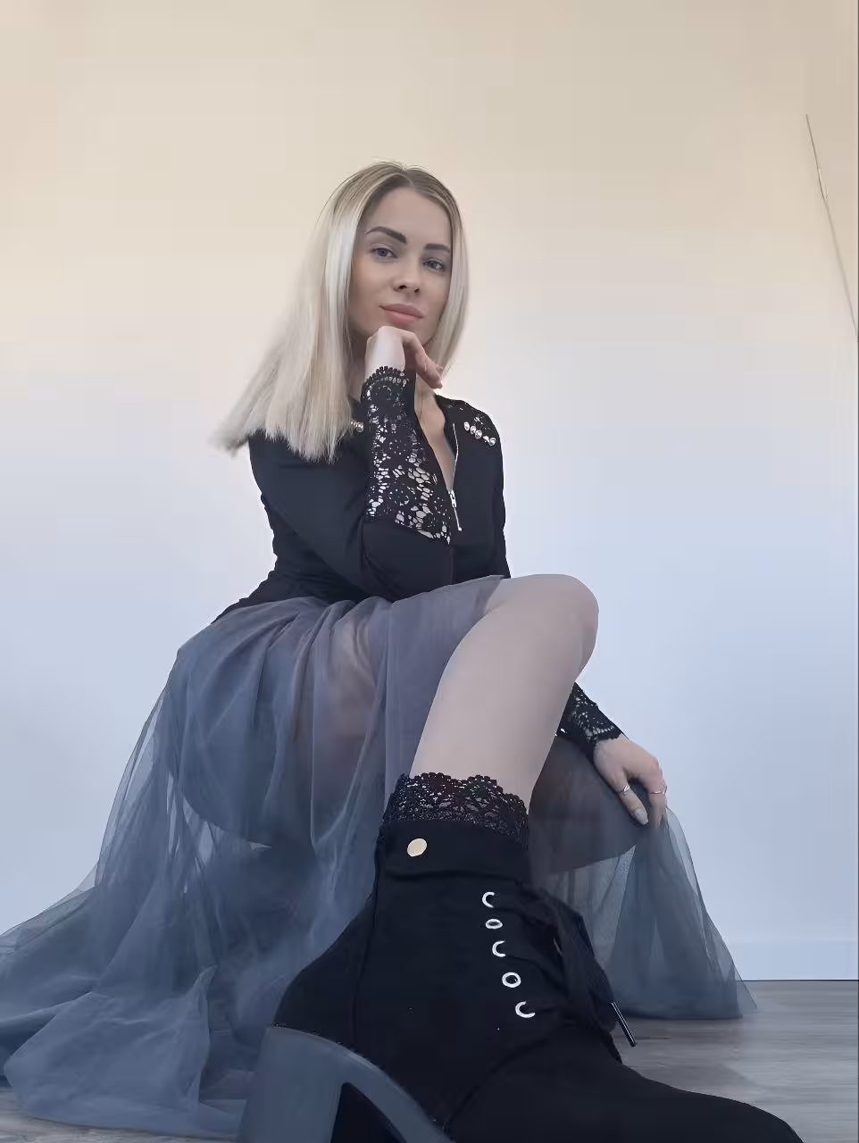 Visit Lady's Profile