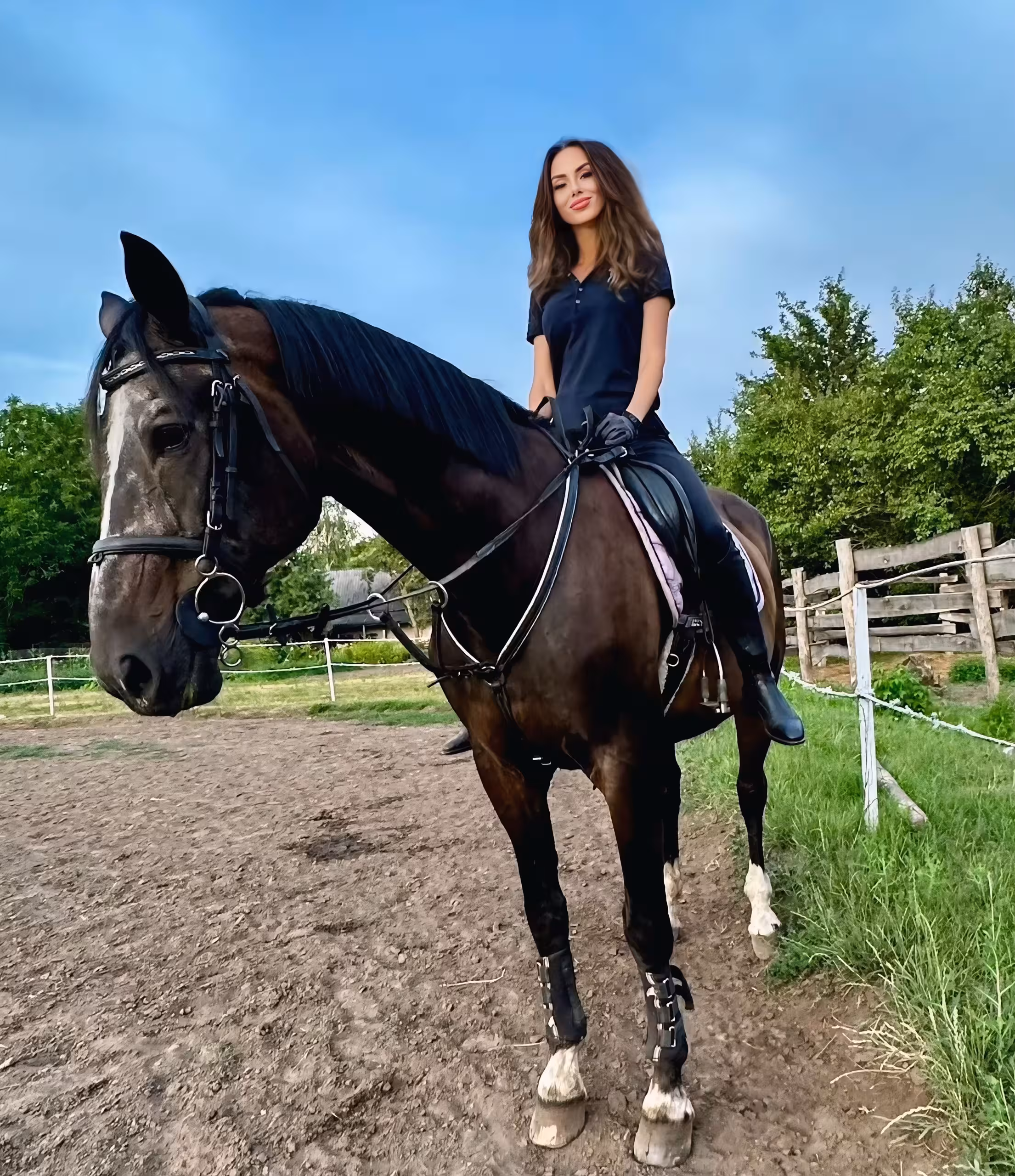 Visit Lady's Profile