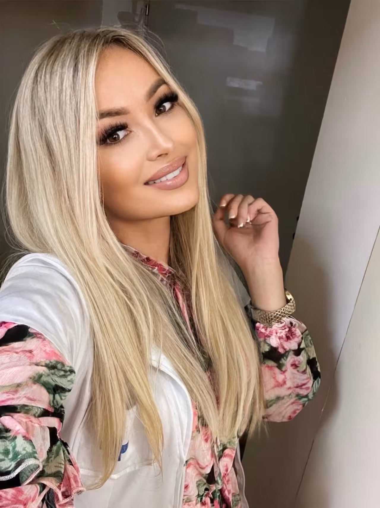 Discover Her Profile