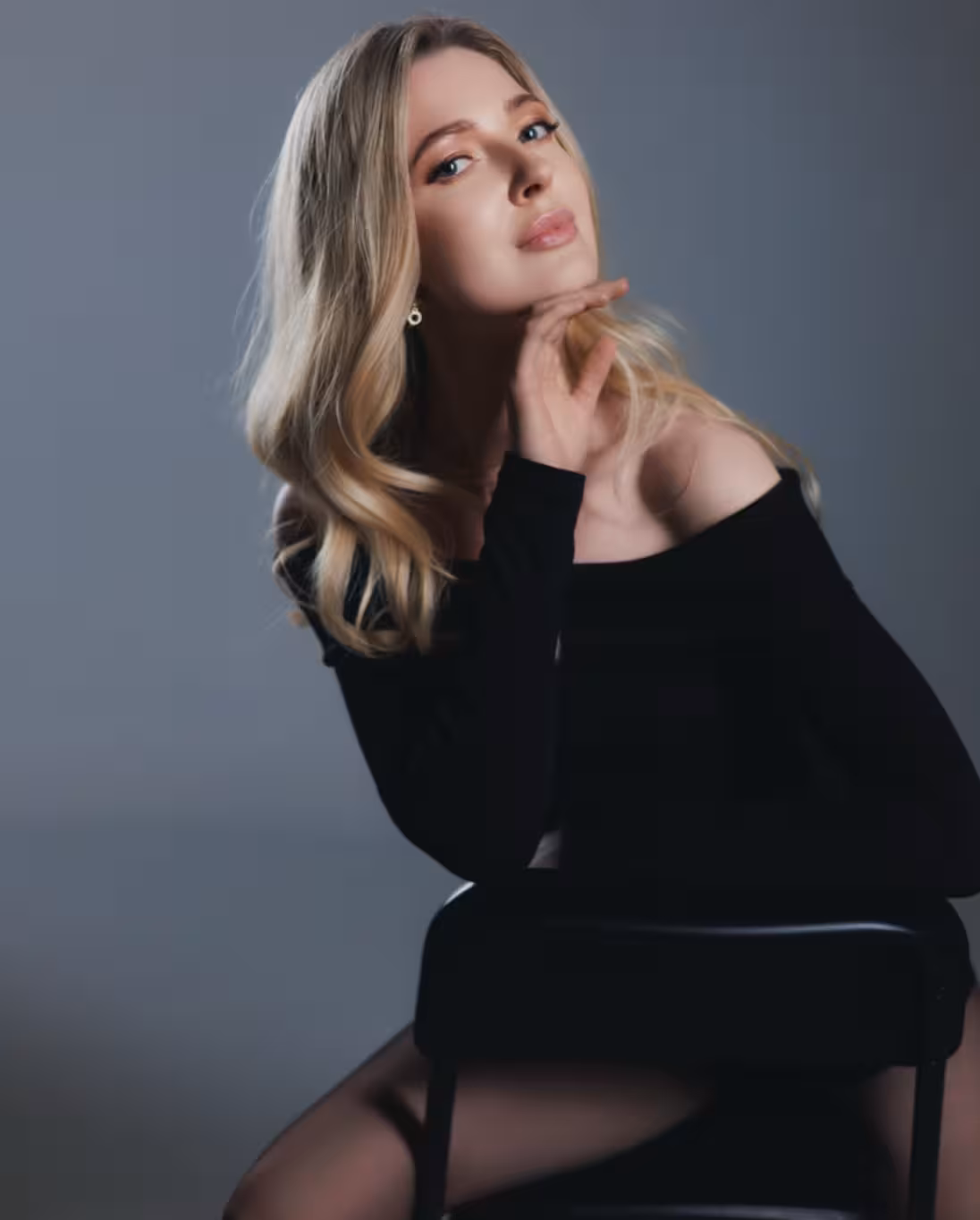 Open Woman's Profile