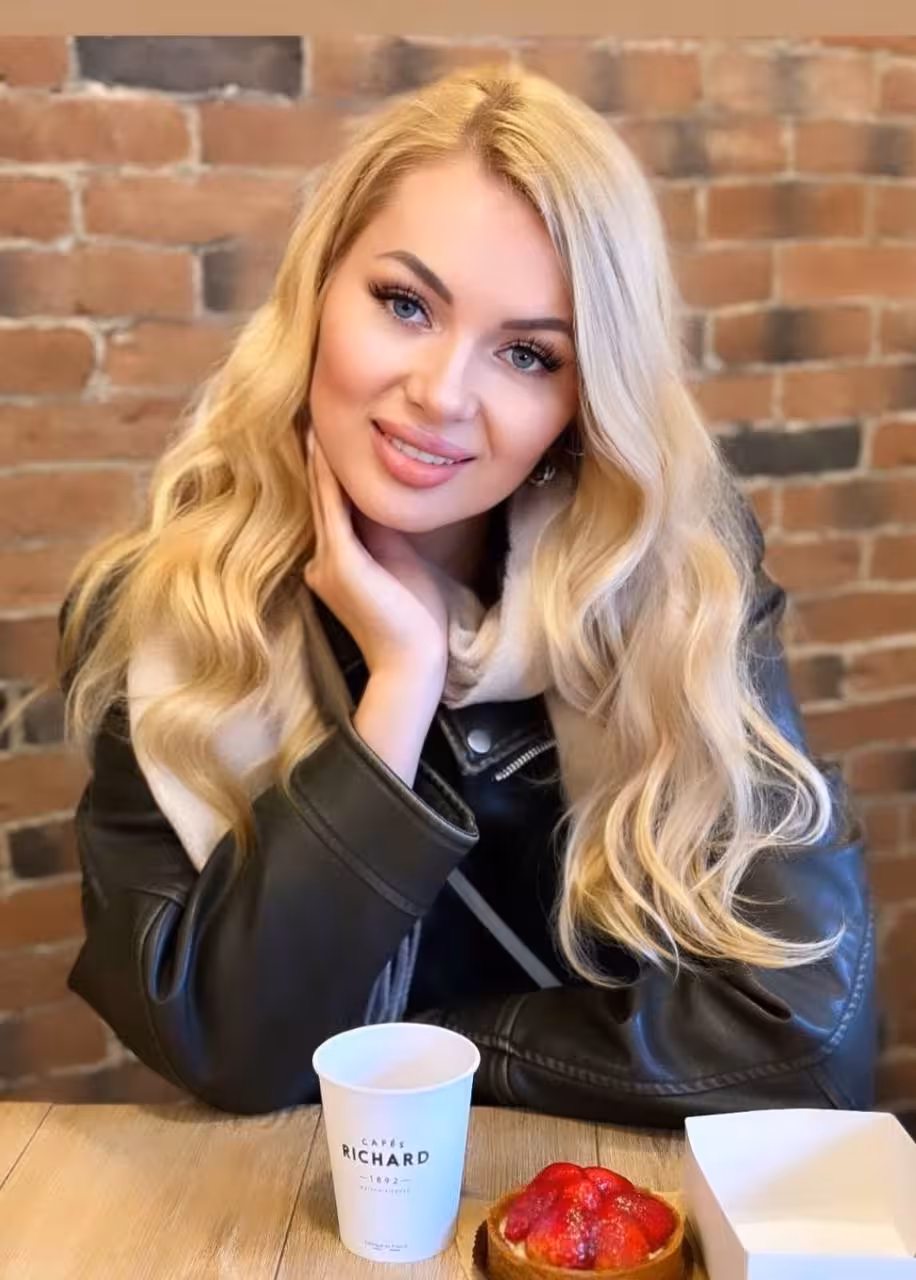 Open Woman's Profile