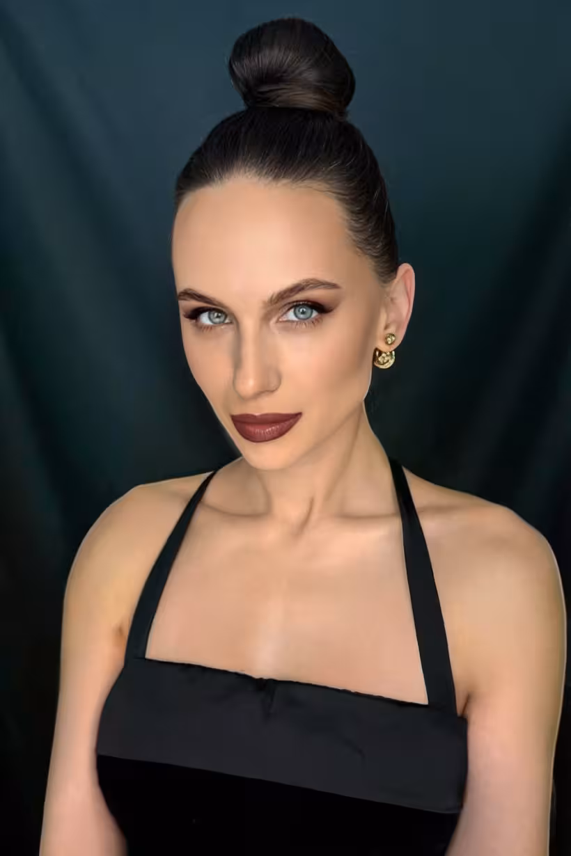 Discover Her Profile