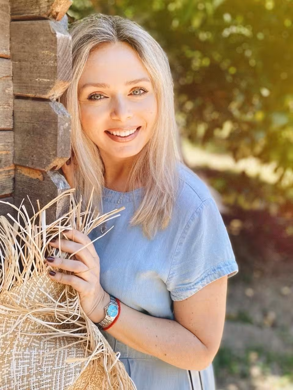 Visit Lady's Profile