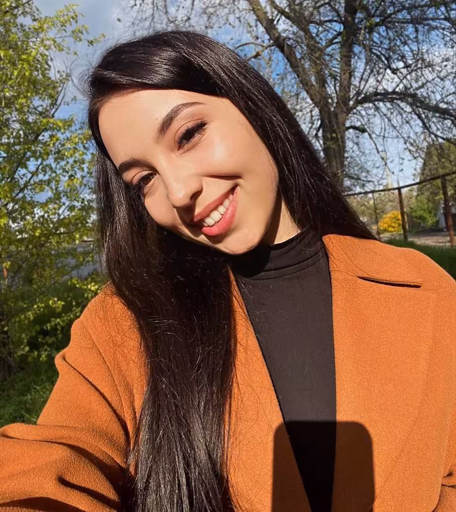 See Lady's Profile