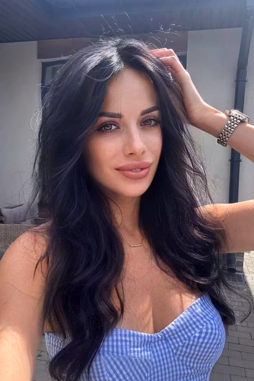 Visit Lady's Profile