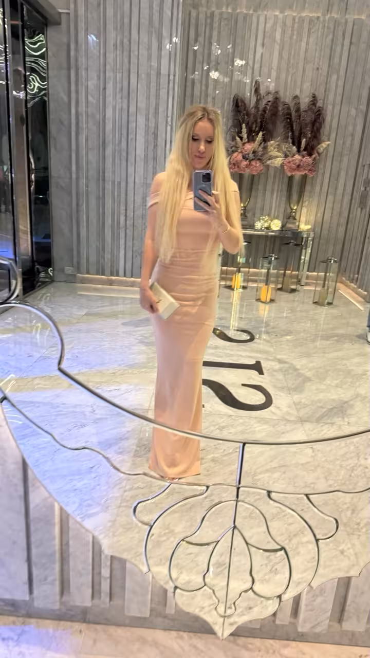 Visit Lady's Profile