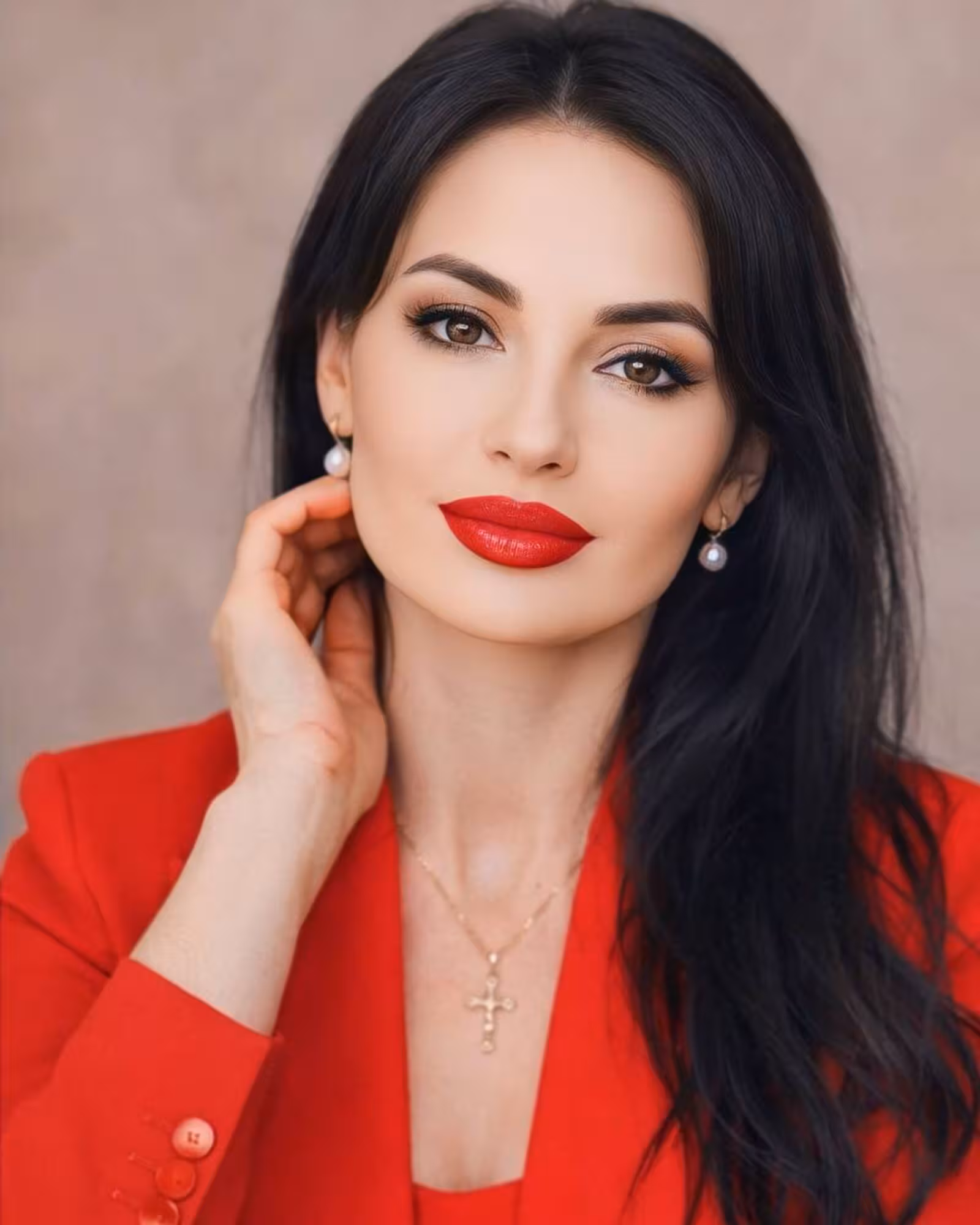 Open Woman's Profile