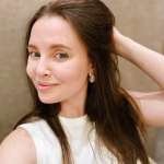 Yulia rencontre femme etudiante libre paris
