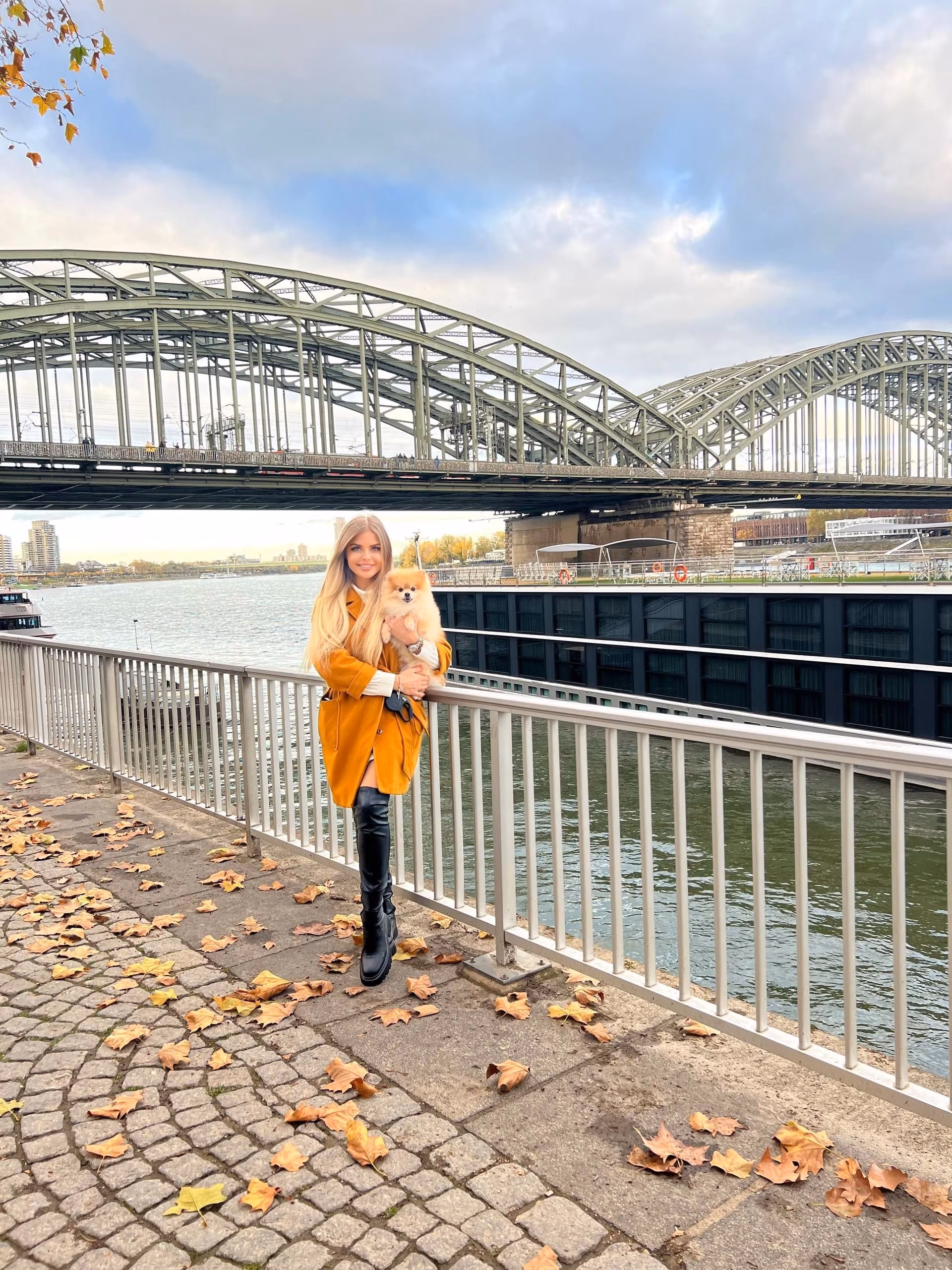 Visit Lady's Profile
