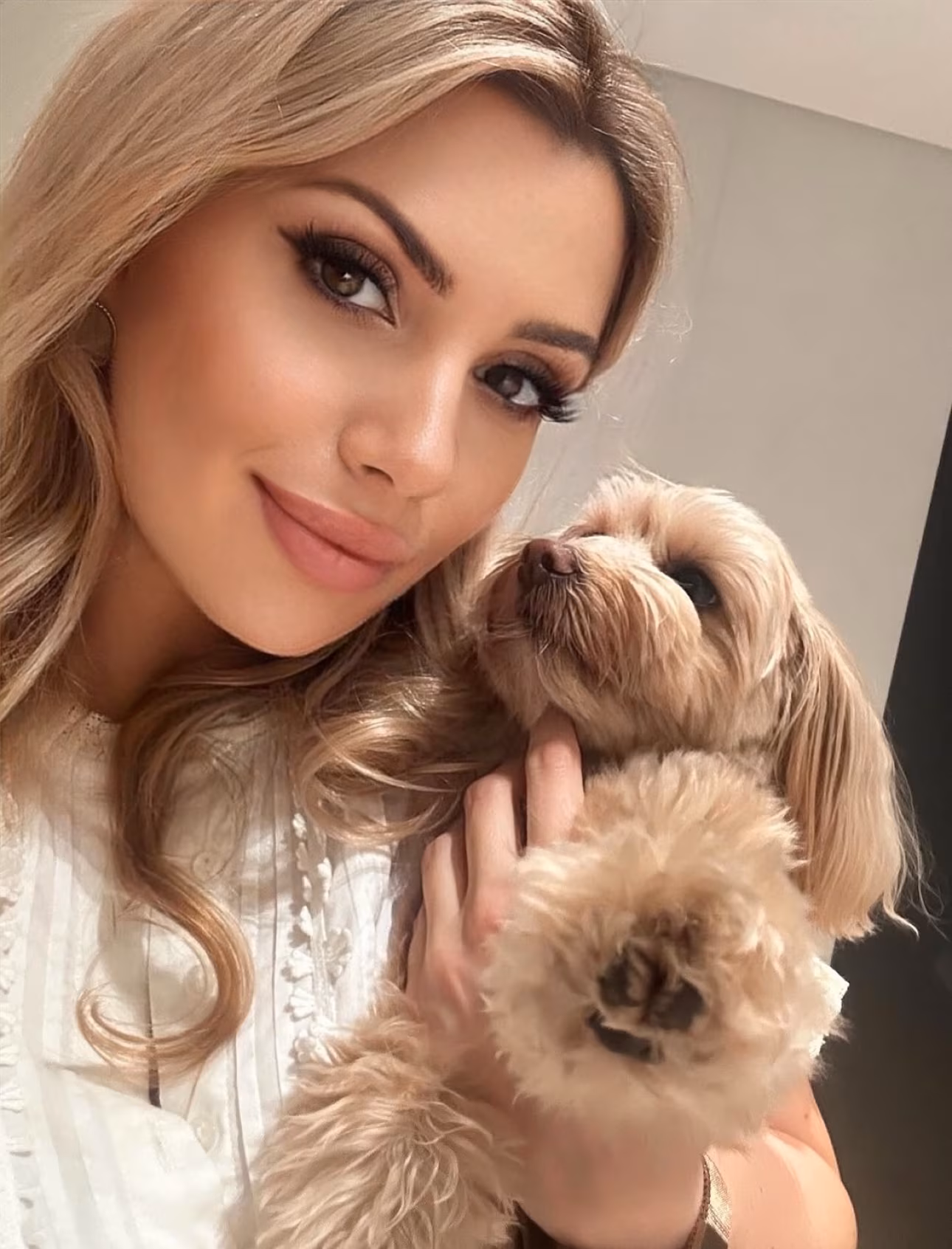 Discover Her Profile