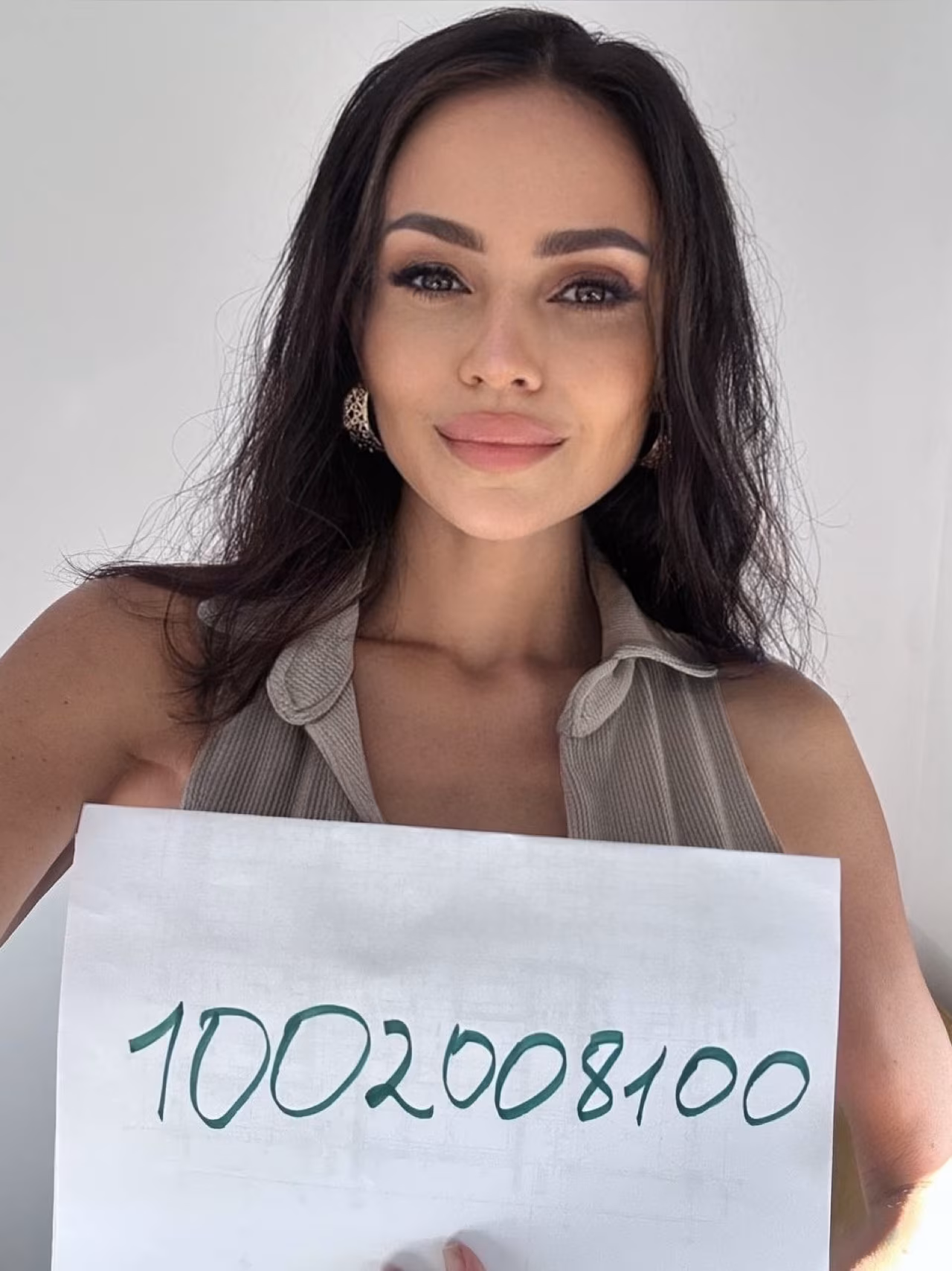 See Lady's Profile