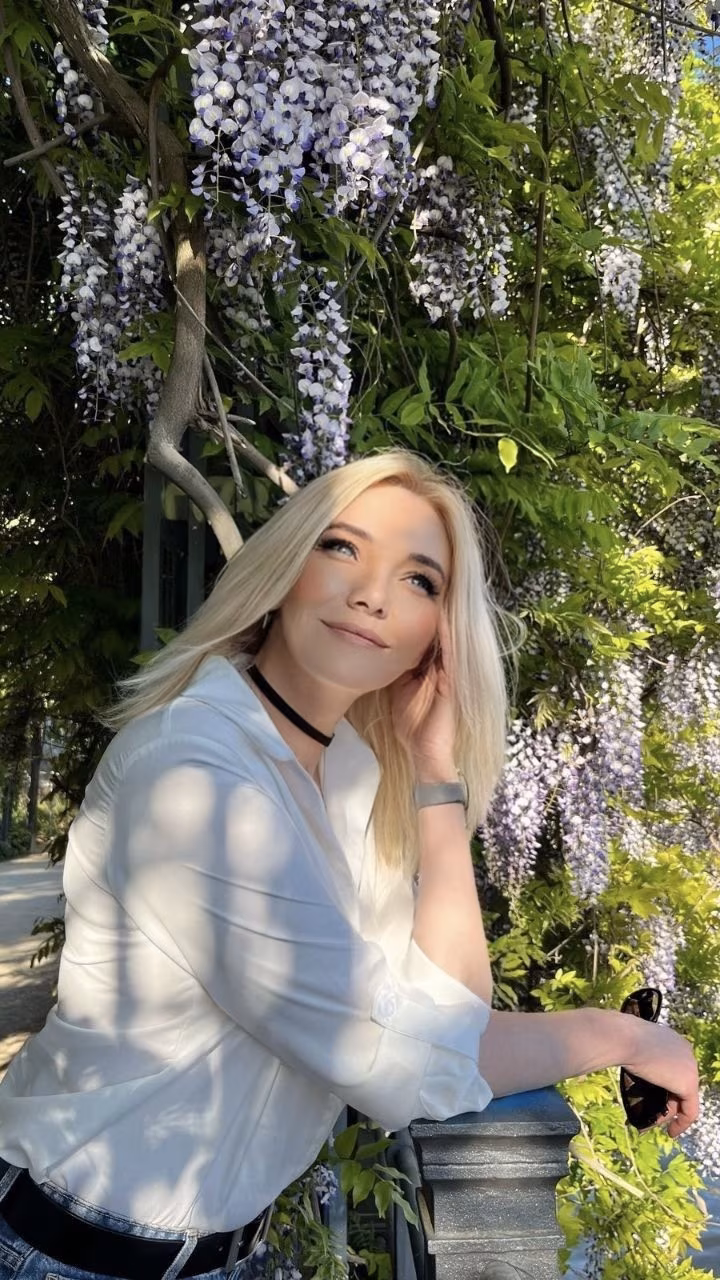 Visit Lady's Profile