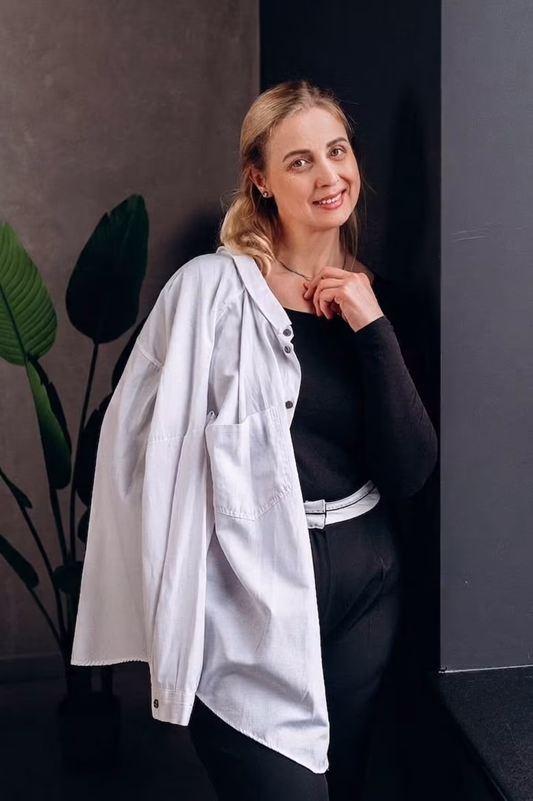 Visit Lady's Profile