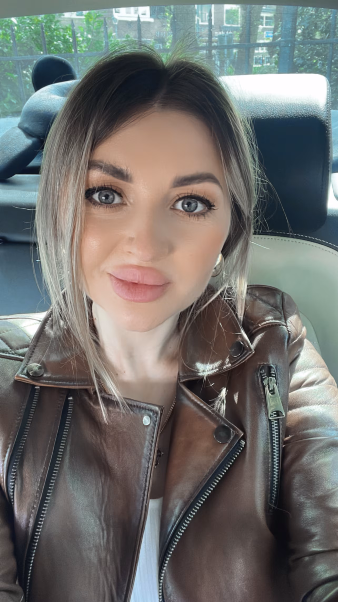 See Lady's Profile