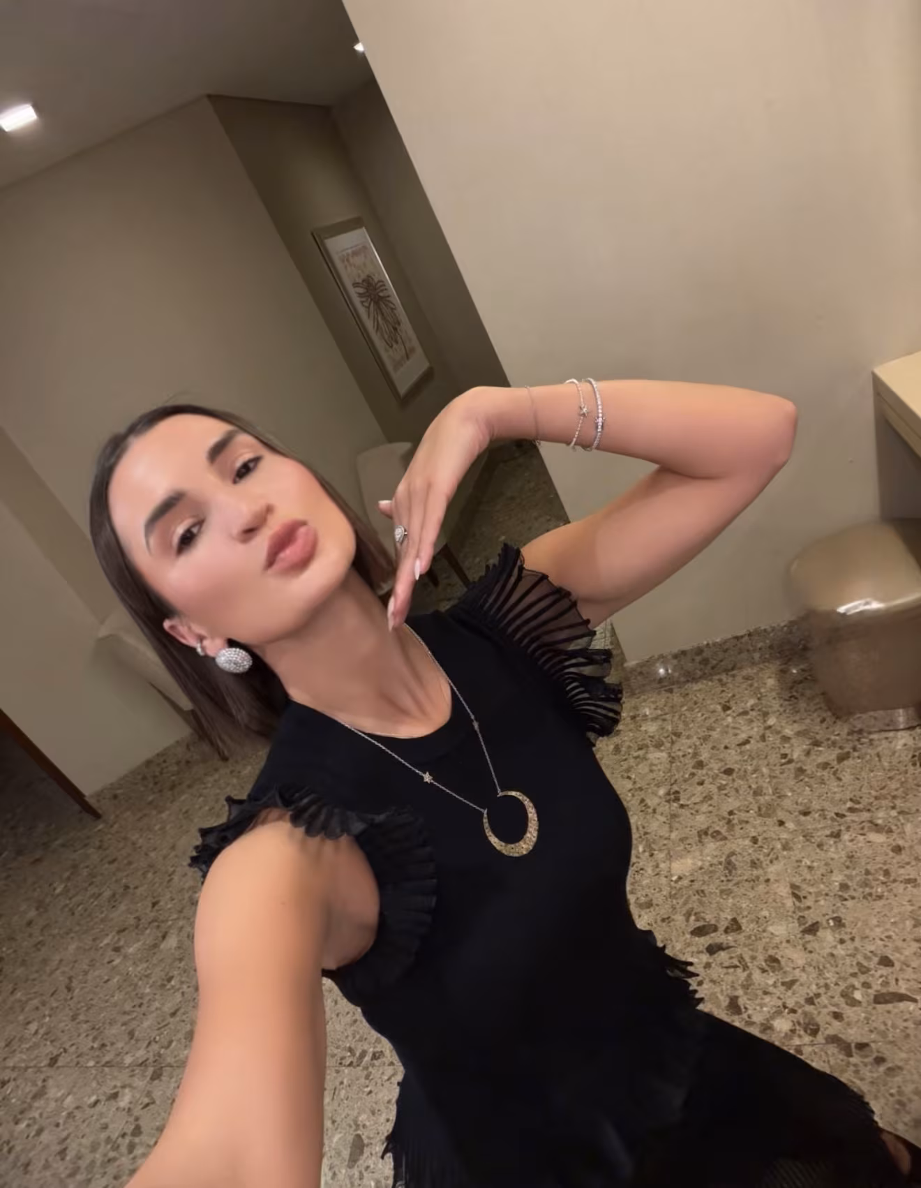Visit Lady's Profile