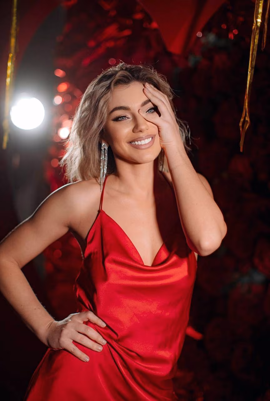 Visit Lady's Profile