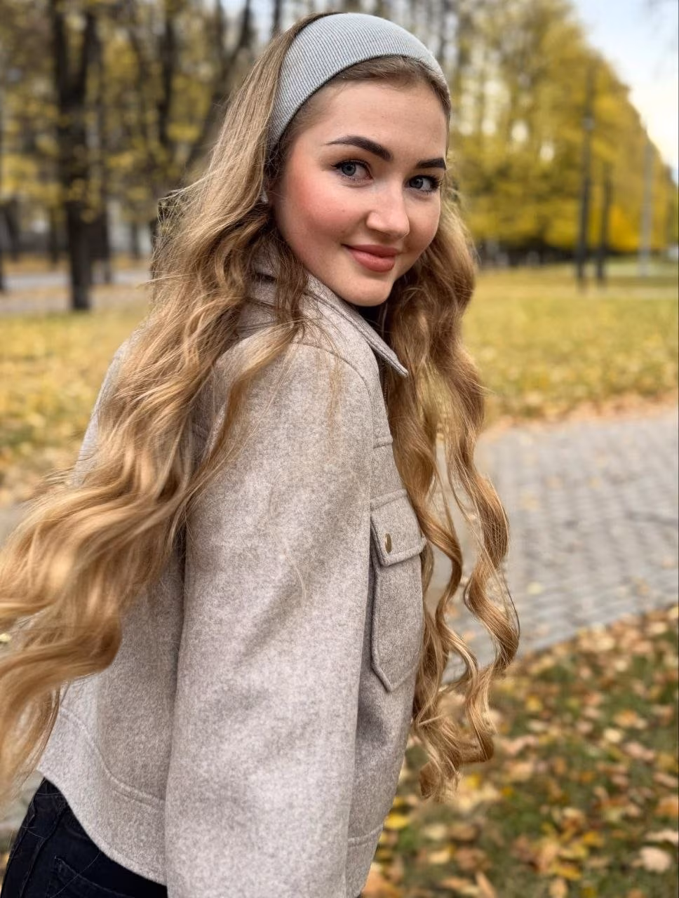 Visit Lady's Profile