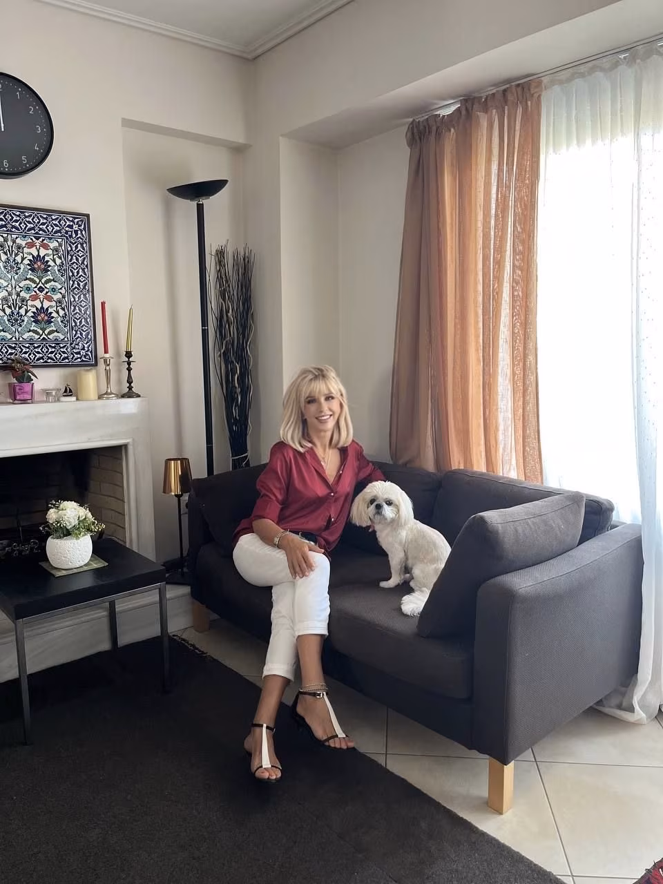 See Lady's Profile