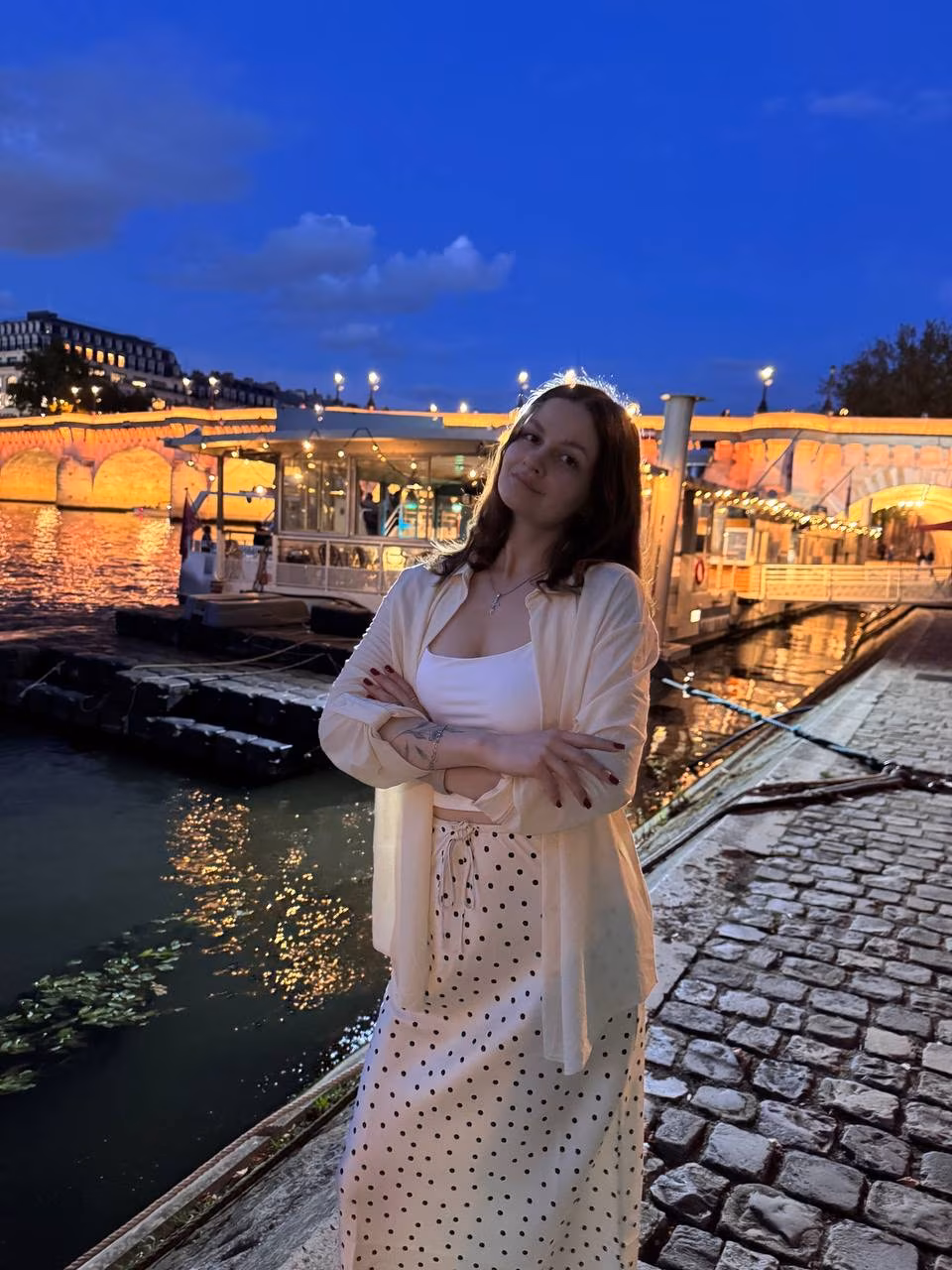 See Lady's Profile