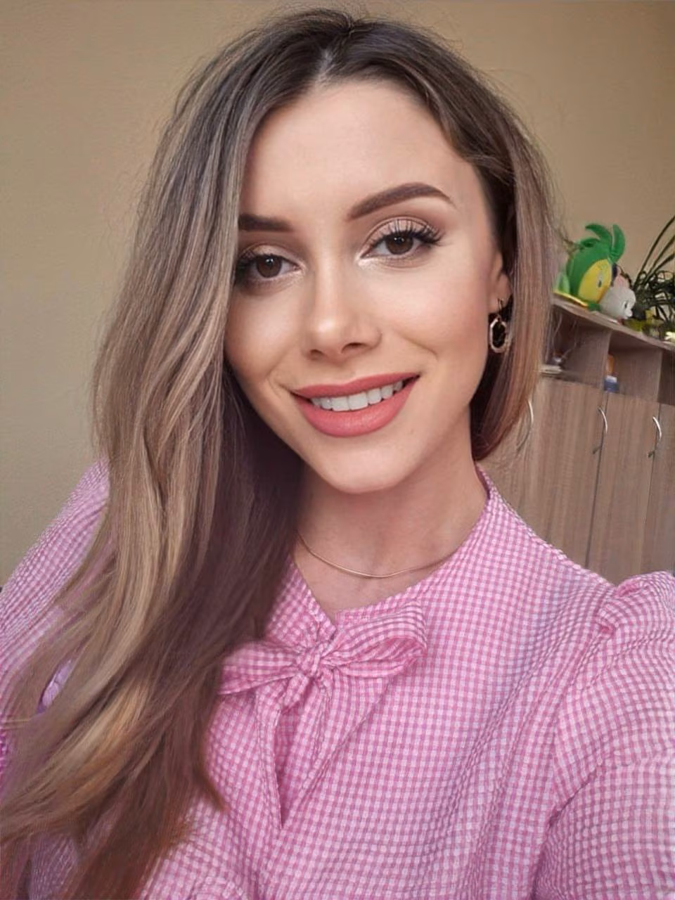 Visit Lady's Profile