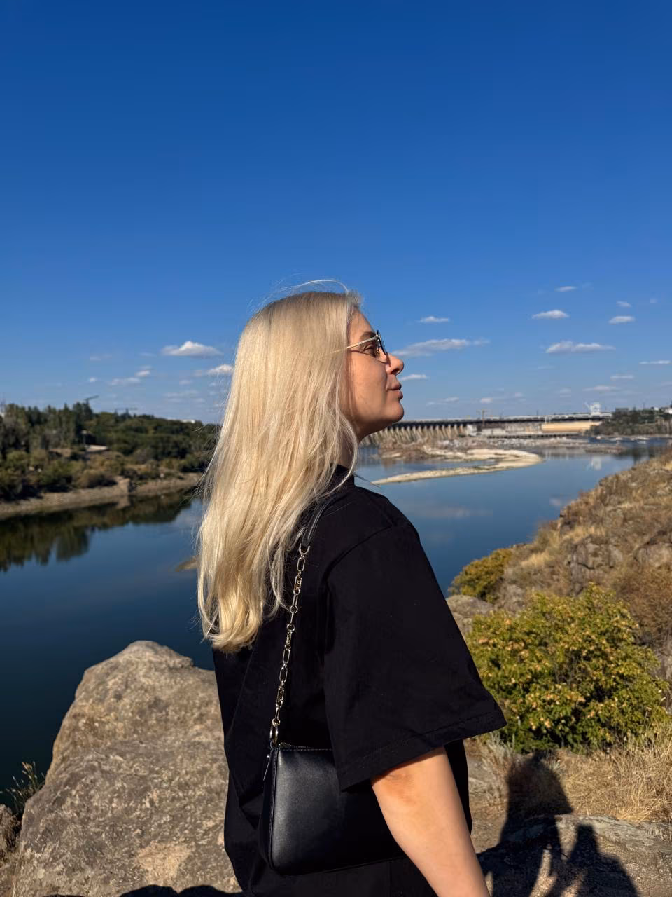 Open Woman's Profile